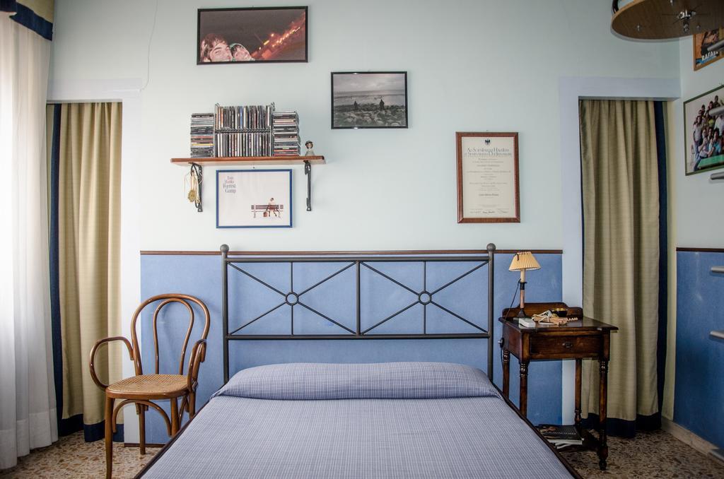B&B Royal Palace Room Caserta Room photo