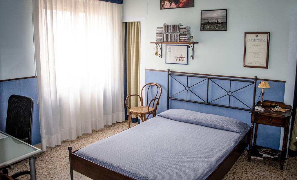 B&B Royal Palace Room Caserta Room photo